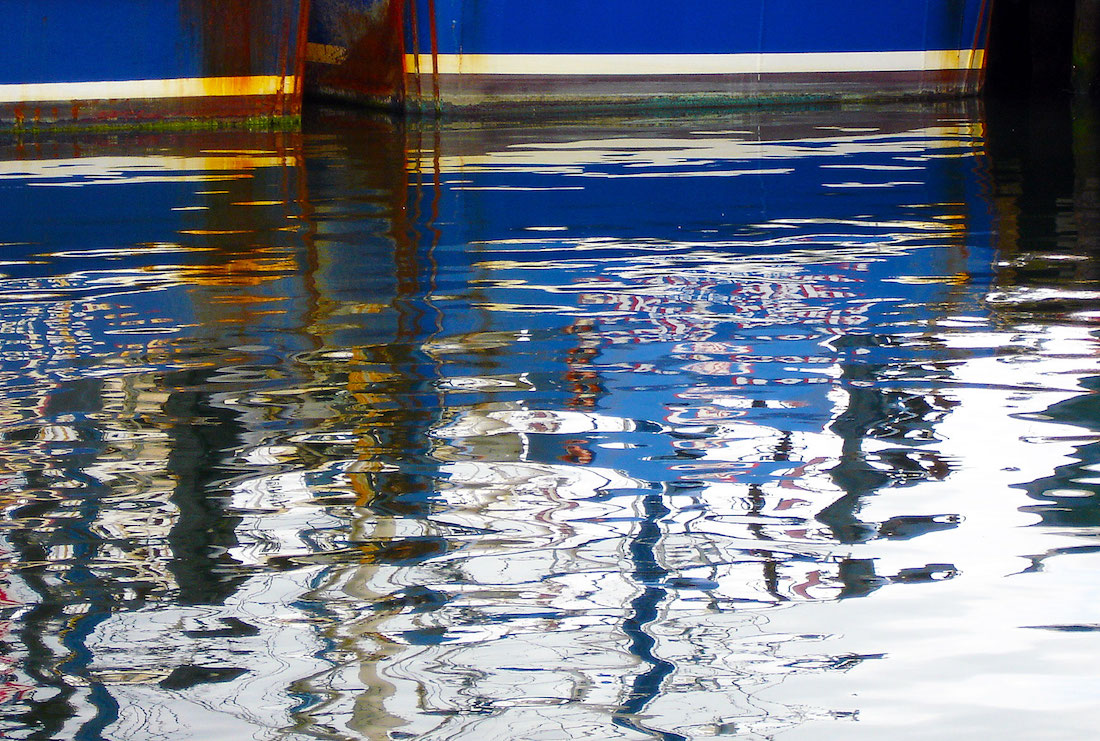 harbor-reflections-new-bedford_9972