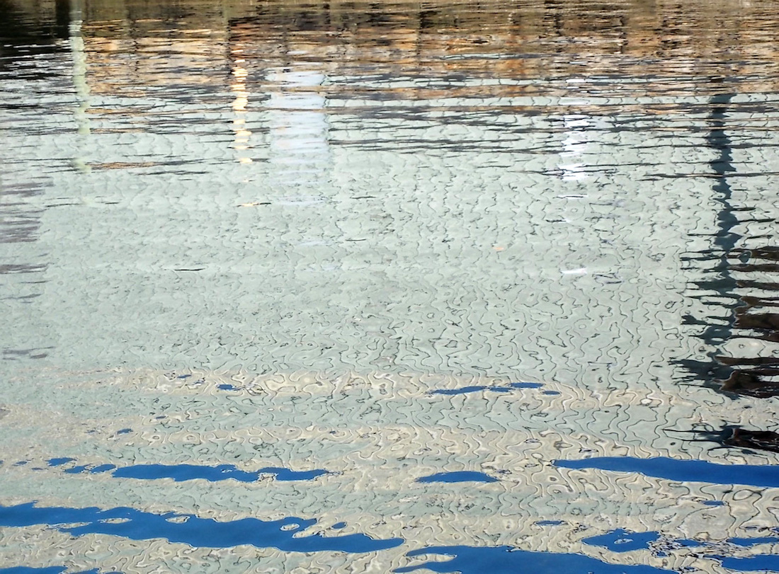 harborreflection_n1129