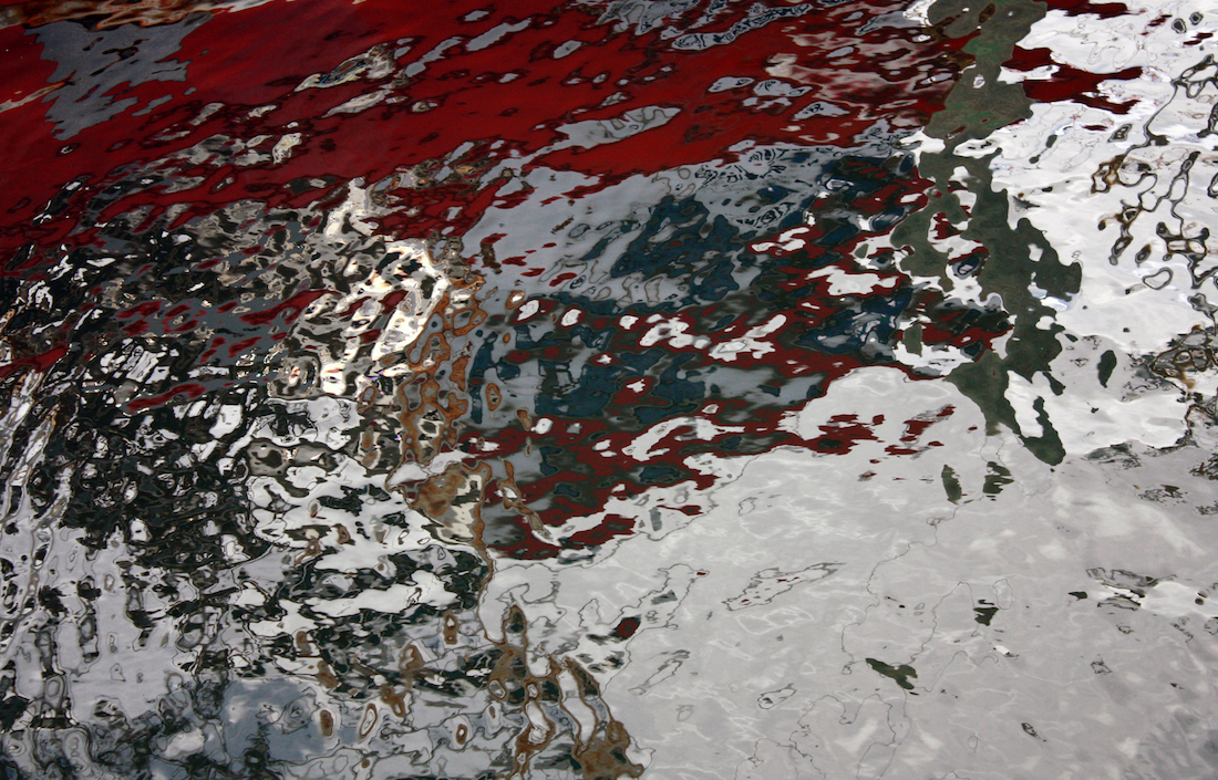 water-reflections-red-2018-1020_4579-web